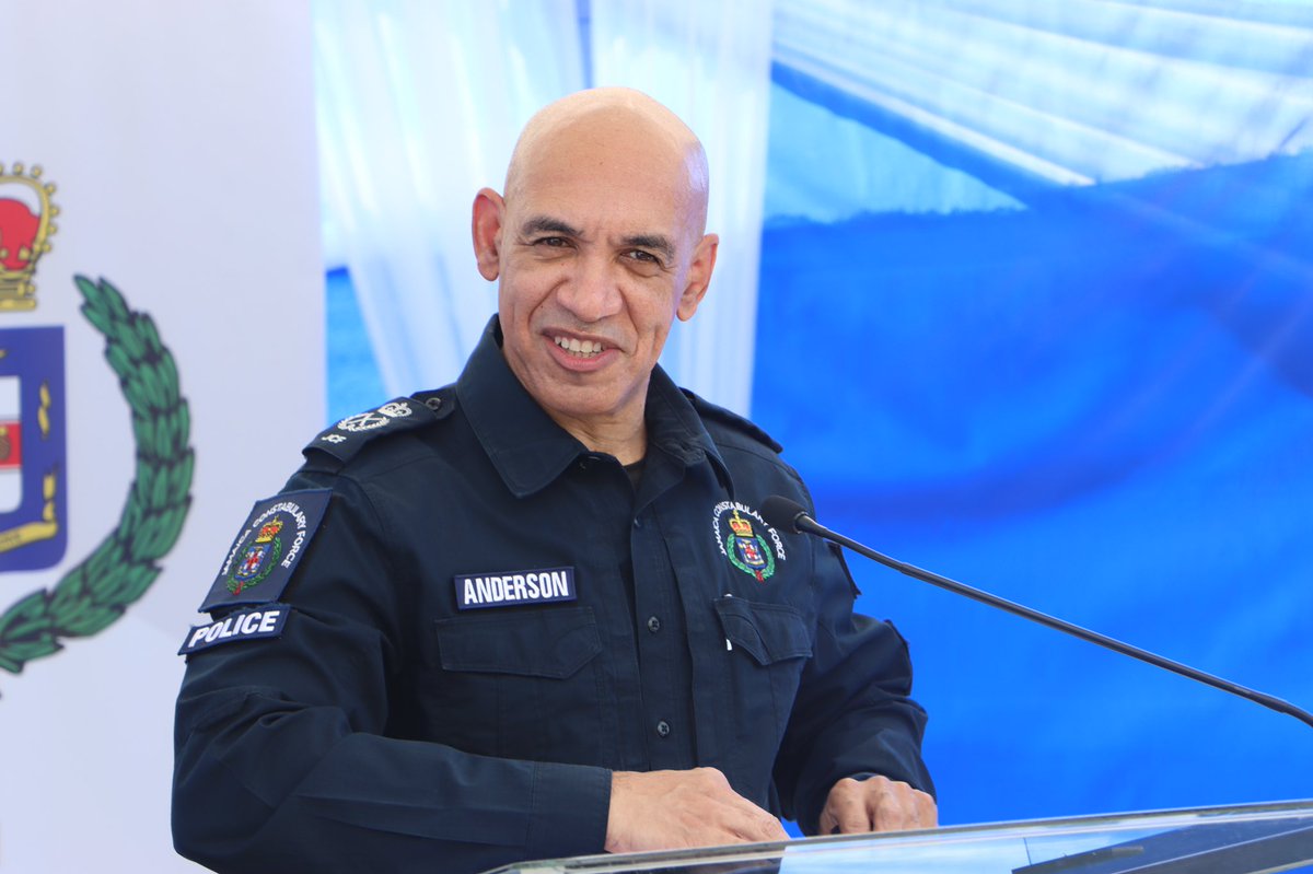 darylvazmp's tweet photo. Yesterday we officially opened the renovated #BuffBayPoliceStation under #ProjectROC.
Portland is historically a relatively peaceful parish and with the upgraded facilities the @JamaicaConstab will be better equipped to address the safety and security concerns of all residents. https://t.co/mv36UOxYXW