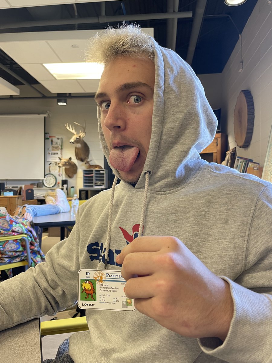 Boston is an example of a K-Strategist he had high parental care so he can have a long lifespan! #apeseco <a href="/franklinlorax/">APES Project Lorax</a>