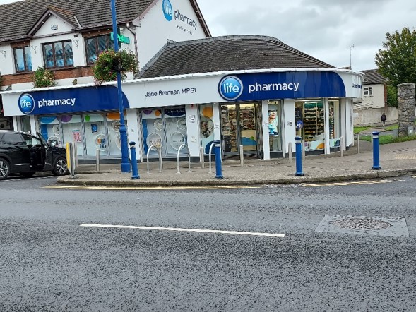 Fingal County Council (@fingalcoco) on Twitter photo Fingal cyclists will be glad to see our #ActiveTravel team has added new bike racks to locations in Donabate.
These new bike parking spots make it easier than ever to cycle to the village centre, shops or church!
#pedalpower @dccnewsfeed <a href="/portraneica/">Donabate PortraneICA</a> <a href="/DonabateGC/">Donabate Golf Club</a> <a href="/vibeyogadublin/">Vibe Yoga Donabate</a> Fingal cyclists will be glad to see our #ActiveTravel team has added new bike racks to locations in Donabate.
These new bike parking spots make it easier than ever to cycle to the village centre, shops or church!
#pedalpower @dccnewsfeed <a href="/portraneica/">Donabate PortraneICA</a> <a href="/DonabateGC/">Donabate Golf Club</a> <a href="/vibeyogadublin/">Vibe Yoga Donabate</a>