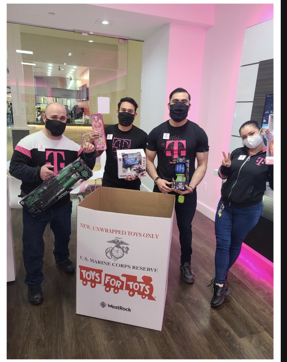 Happy Friday!! On behalf of the MD/DE DE&amp;I Council, thank you Team Fuego for your donations to the annual Toys for Tots toy drive! <a href="/MagentaCoach/">Downtown Larry Brown</a> <a href="/Giselly_BJ/">Giselly Berrios Jimenez</a> <a href="/NaifAbdullah26/">Naif Abdullah</a> @_bersays