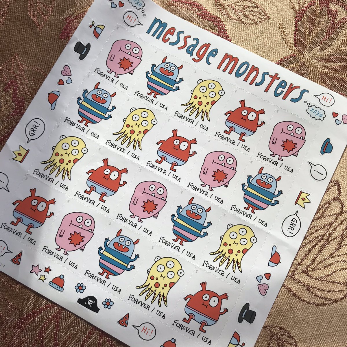 utterly obsessed with these <a href="/USPS/">U.S. Postal Service</a> stamps designed by @EliseGravel!! What if.. government design could be more playful like this 🥺