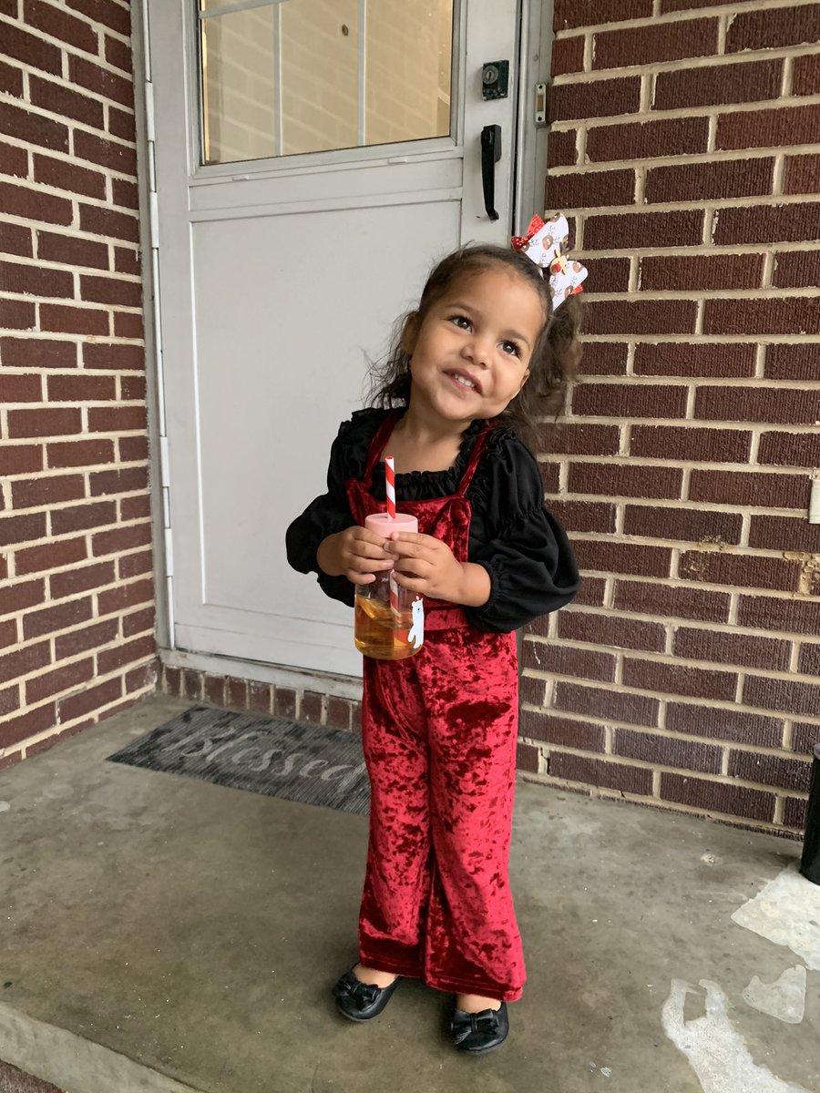 MommyofRainbows's tweet photo. This girl is EVERYTHING 🥰🥰🥰 #MyGirl #Princess #SourPatch #MarleeRae #OnlyGirl #BabyGirl https://t.co/Vf3a8Jlepc