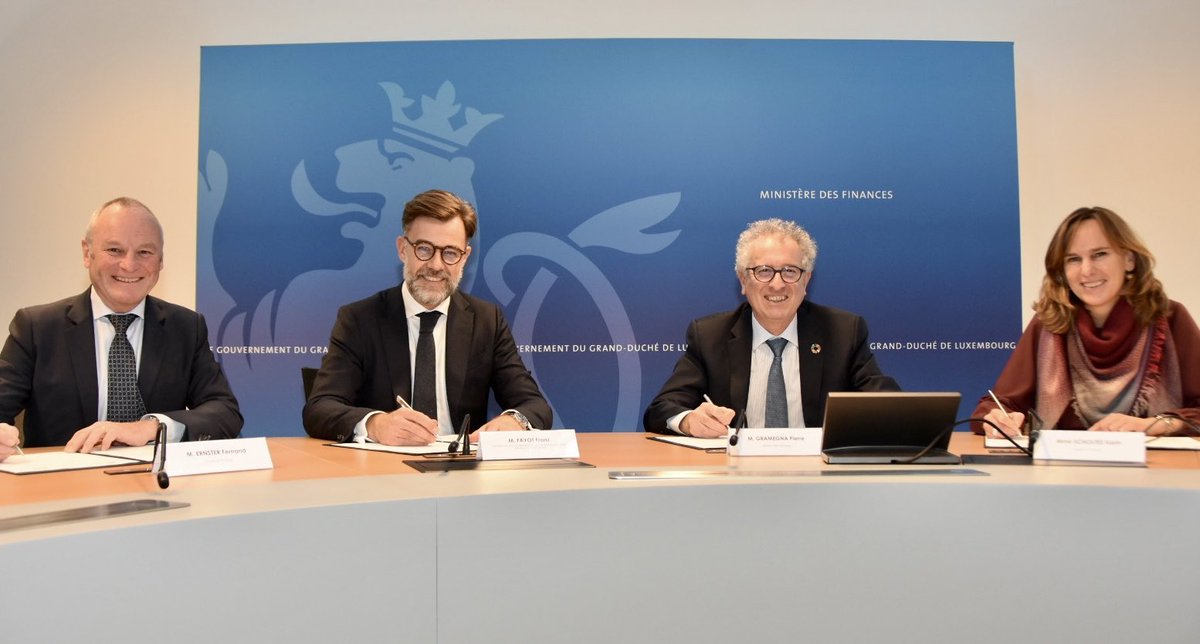 Nouvelle convention pour la formation dans le secteur financier signées par la House of Training, le ministère des Finances et le ministère d'Économie  
gouvernement.lu/fr/actualites/…
<a href="/pierregramegna/">Pierre Gramegna</a> <a href="/attf_lu/">ATTF - House of Training</a>