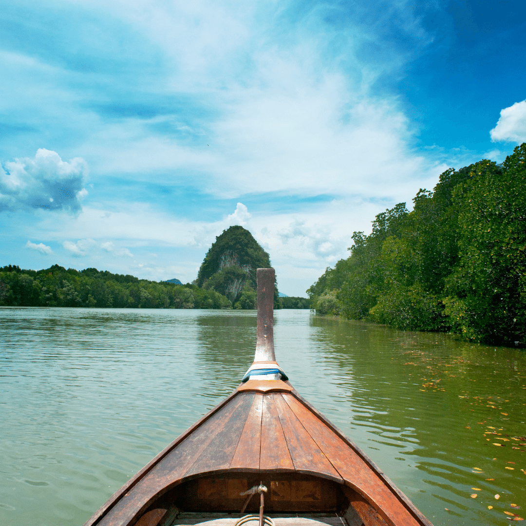 AvondaleTravel's tweet photo. What can a travel advisor do for you? The better question is, what can’t they do for you? If you want a personalized itinerary tailored to your interests, a travel advisor is right for you! https://t.co/7ccXDFpITB
