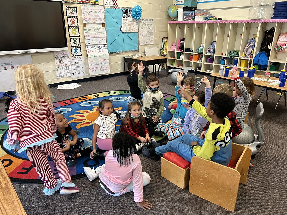 Our 5th grade friend was such a BIG help. <a href="/MsBush_In_5th/">Mackenzie Bush</a> <a href="/wmirvinelem/">W.M. Irvin Elementary</a>