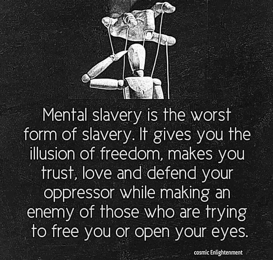 Ordinarywoman64's tweet photo. @marcuscivero @PvanHouwelingen @GideonvMeijeren @VVD @cdavandaag @D66 @christenunie @hugodejonge @MinPres Great Reset....boek van Schwab..kijk de filmpjes op You Tube het staat er allemaal. Wordt wakker want we raken alles kwijt https://t.co/d3BsHR9OdB