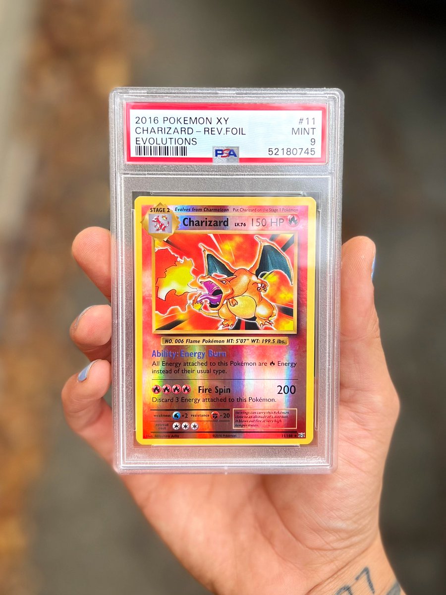 Giving away this PSA 9 - Rev. Holo Charizard from XY Evolutions.

-Retweet this tweet
-Must be following <a href="/TokyoPitBuLL/">🖤</a> 

Winner picked Saturday 12/25 🎅🏼🖤
#Pokemon #PokemonTCG