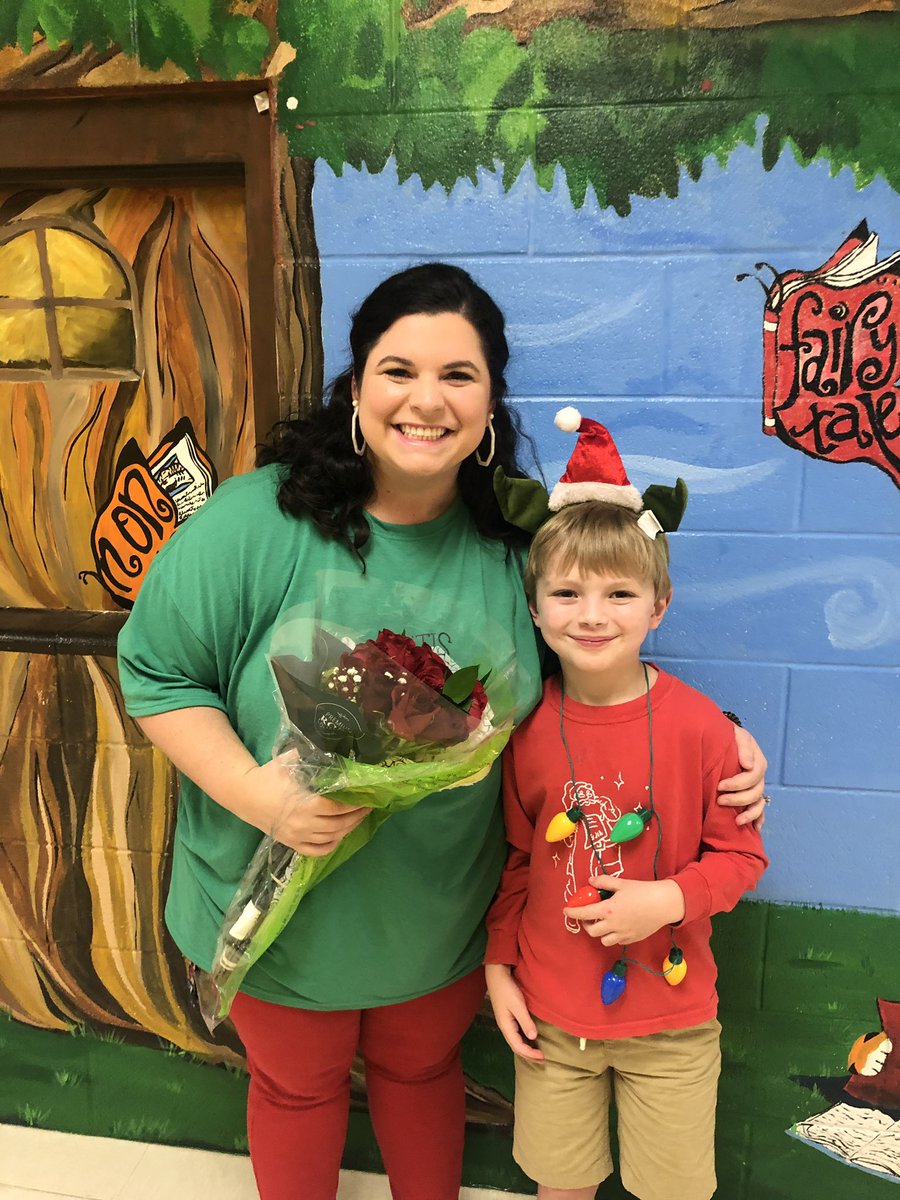 Kristina Weaver tweet media