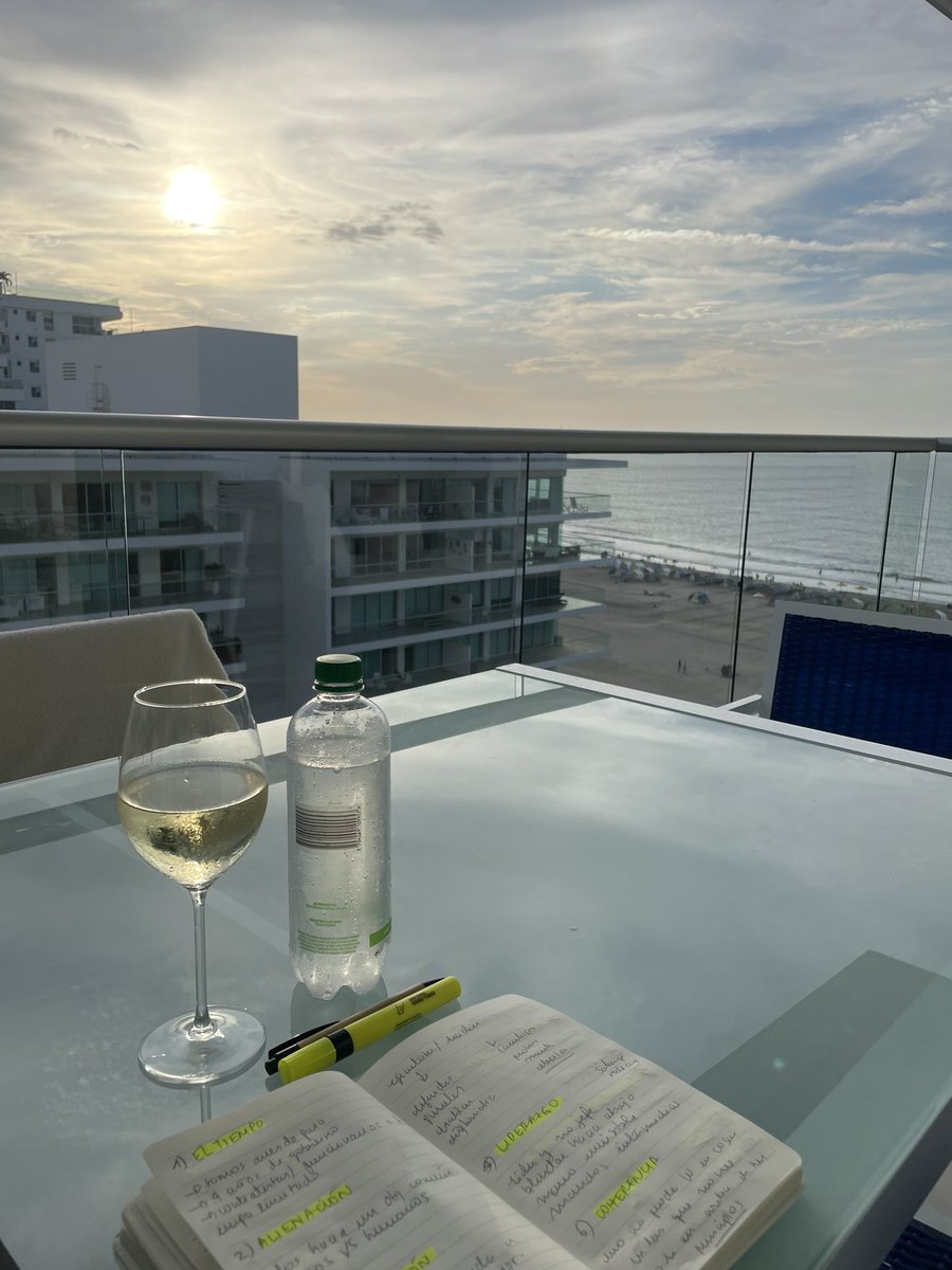 <a href="/LeccionesP/">Lecciones Públicas</a> <a href="/juanfeyepes/">Juan Felipe Yepes González</a> <a href="/alejitafield/">Ale Campo</a> ¡Ya aquí lista! 🤩🍷