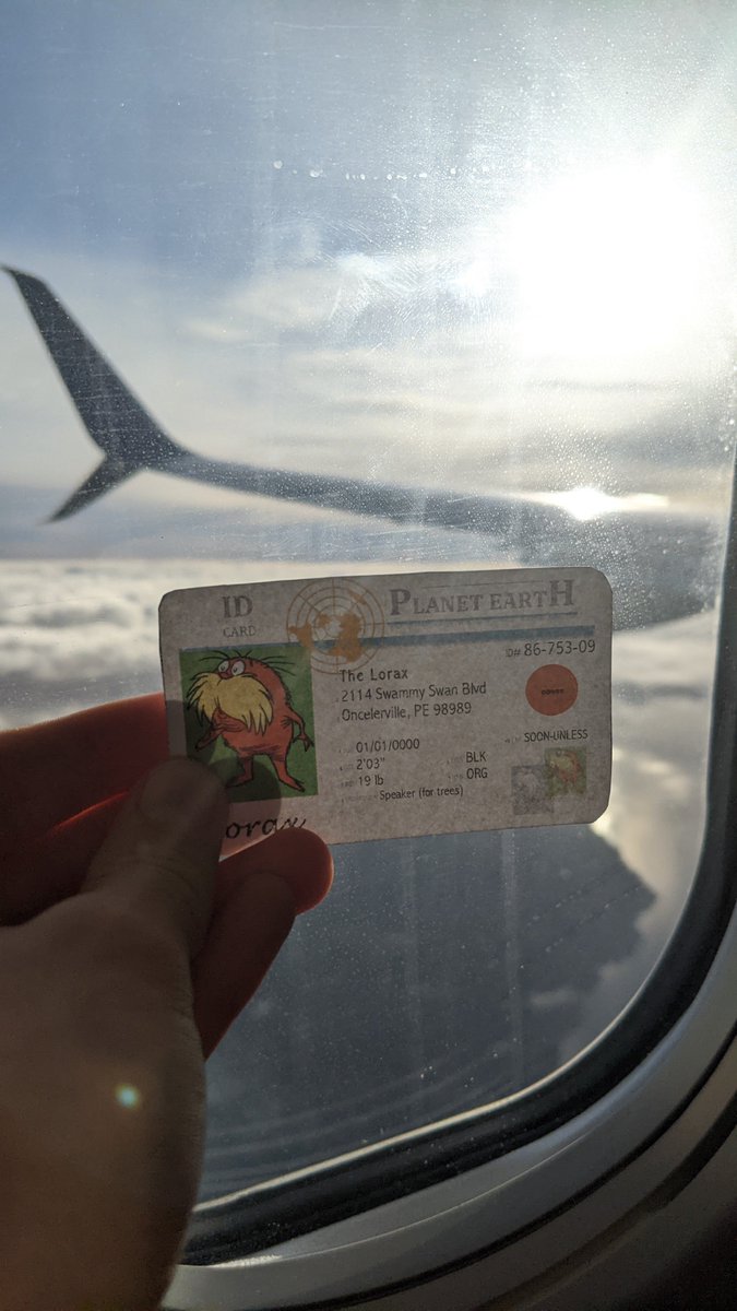 GreavesNicolas's tweet photo. One of the biggest part of your personal ecological impacts is air travel due to the large carbon emissions that planes have. hipCo. Exacerbates Climate Change.
@franklinlorax #apesecology https://t.co/3fMQzS40W5