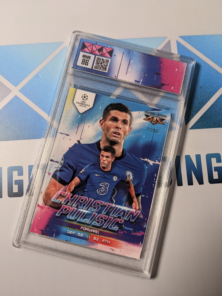 digital_grading's tweet photo. Christian Pulisic Match Attax Fire 🔥 One of my favourite custom slabs to date. #thehobby #Topps #ToppsNOW #SportsCards #ChelseaFC #Pulisic https://t.co/7E9rc93uqi