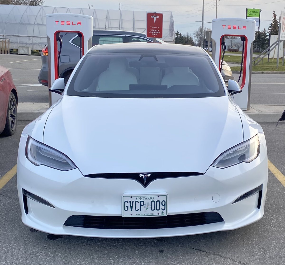 Azuchian1's tweet image. Thanks @astanoje for the #ModelSPlaid ride in #london