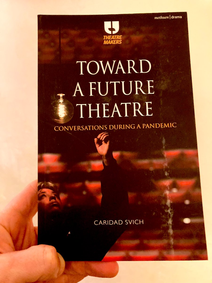 Some pre-Xmas reading from @Csvich …had it on pre-order and it arrived this afternoon…given #Omicron it seems even more relevant😬✊

#towardafuturetheatre #digitaltheatre #theatre #performance #arts #culture #live #liveness #stage #directing #SaveTheArts #FridayVibes #COVID19