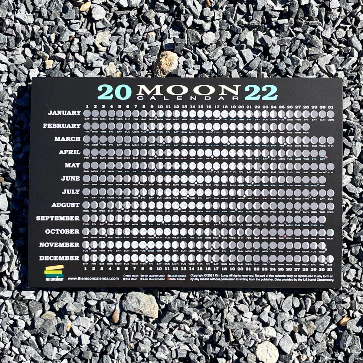 artbookps1's tweet photo. See every beautiful moon of 2022 with Kim Long’s classic and handy moon calendar card ‘2022 Moon Calendar Card’ Kim Long, published by The Experiment. Visit the Bookstore or DM to purchase!
@experimentbooks #kimlong https://t.co/dasTkyg5FE