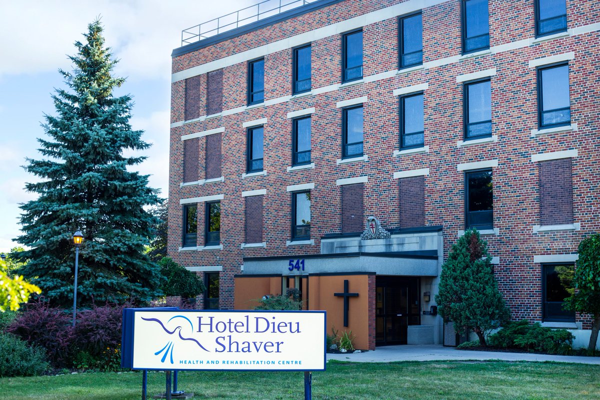 HotelDieuShaver's tweet photo. Effective Wednesday, December 22, 2021 all visitors and essential caregivers coming into Hotel Dieu Shaver will be required to be fully vaccinated against COVID-19.

Full details here  |  https://t.co/pPlCmcMjKd https://t.co/Q7dtNl5q9Z
