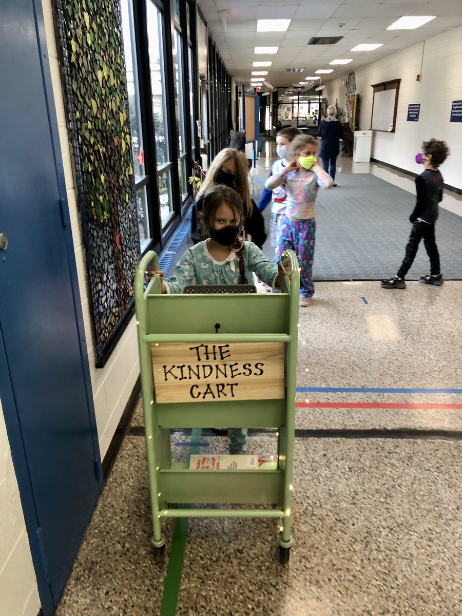 Read alouds, jammies and the Kindness Cart…that’s how C2 rolls into the weekend. 🧡 #beartavernpride <a href="/TheC2Crew/">Shannon McCarthy</a>