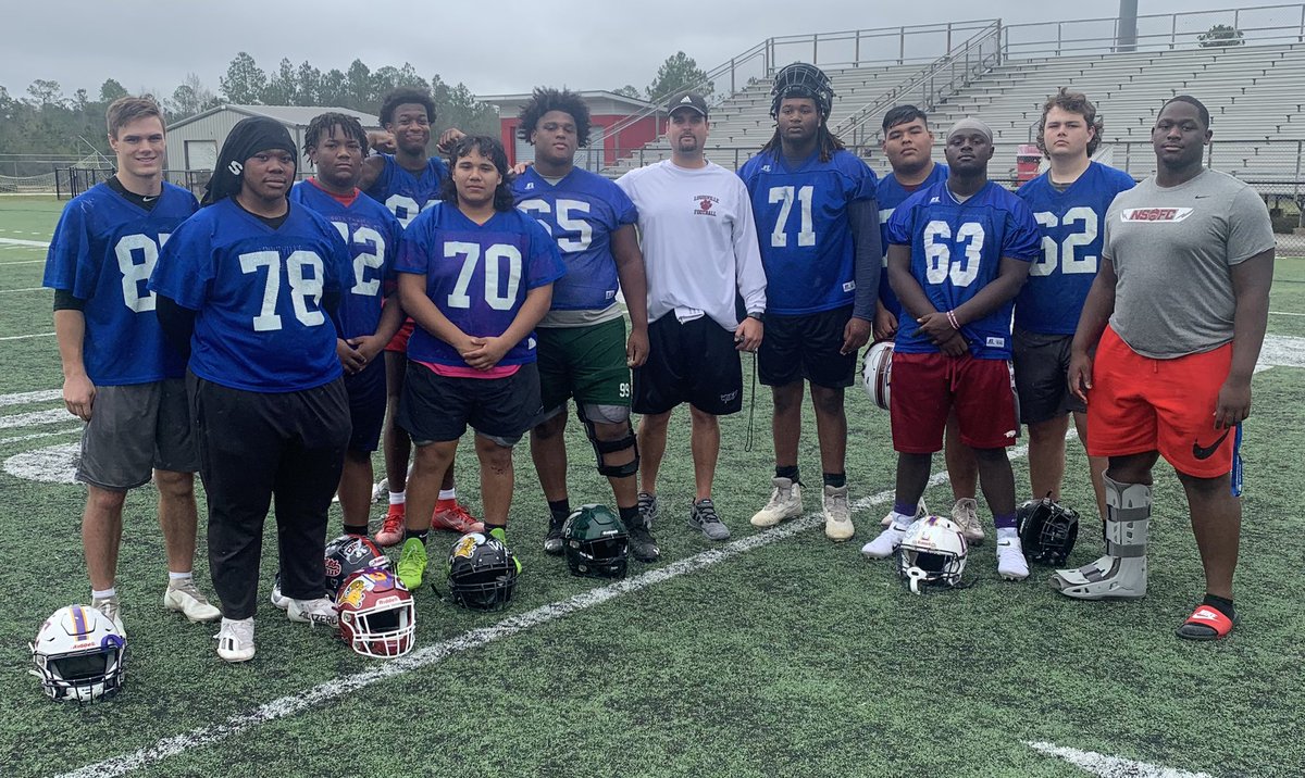Been a huge honor to work with this group of menthe past few days. All of them are hard nosed and smart! They’ve also been super respectful and represented their programs and family’s in a great way. Can’t wait to watch them compete tomorrow!