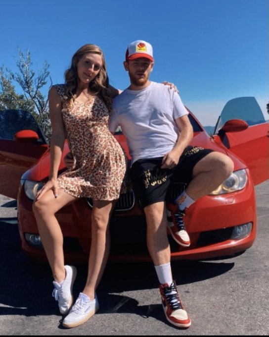 This is us. (Random pictures my phone reminded me of today.) 💦🌎 https://t.co/Mb3Y1fe36Y<a href="/tag/vanlife"class="tags"><span>#vanlife</span></a>