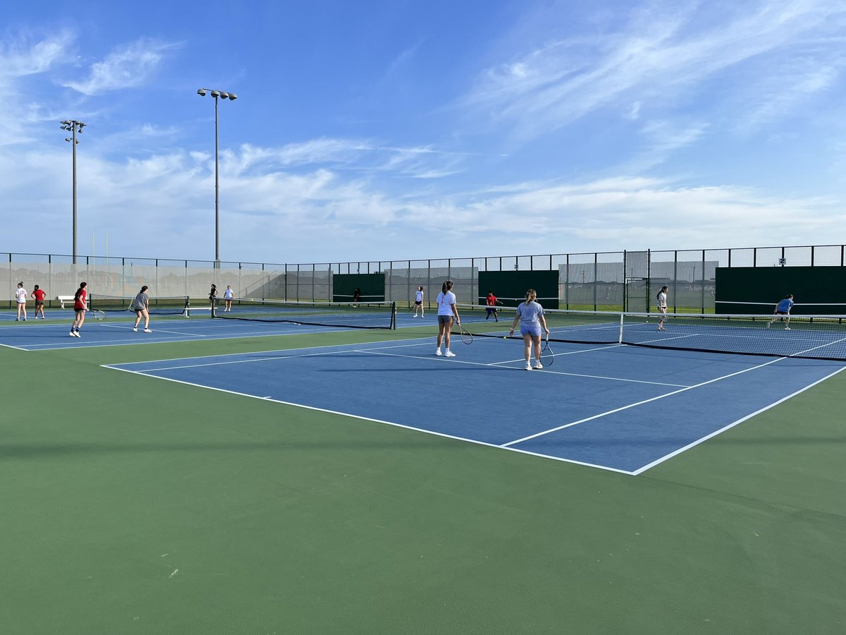 The final day of playing other sports, we gave Tennis a try! We will be sticking to the volleyball court! @CoachAChapa