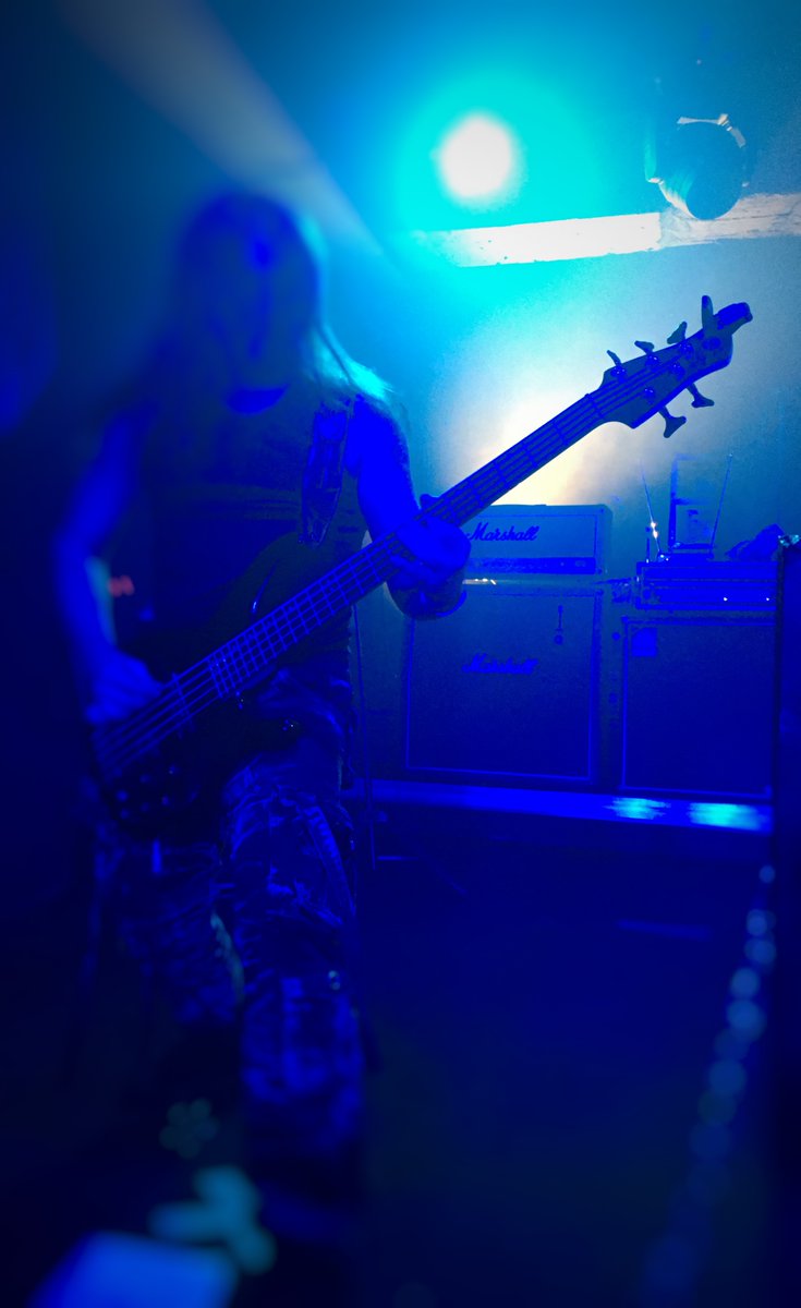 JaumeTenes's tweet photo. Concert benèfic de #Redimoni a la sala Wolf. 🤘😃🤘 https://t.co/lZlH1JRaG6