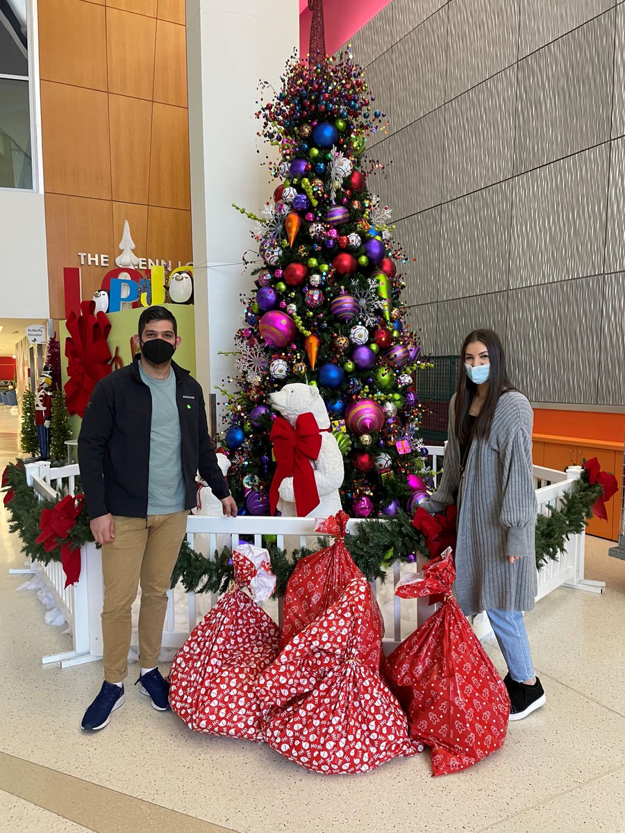 Keyfactor's tweet photo. 'Tis the season of giving! A huge thank you to our teammates for their generous support this holiday season! Your sponsorships, donations, and volunteer efforts are sure to bring light to the children and families of our local communities. #WeAreKeyfactor #TheKeyfactorDifference https://t.co/4Vg3jgsnQC