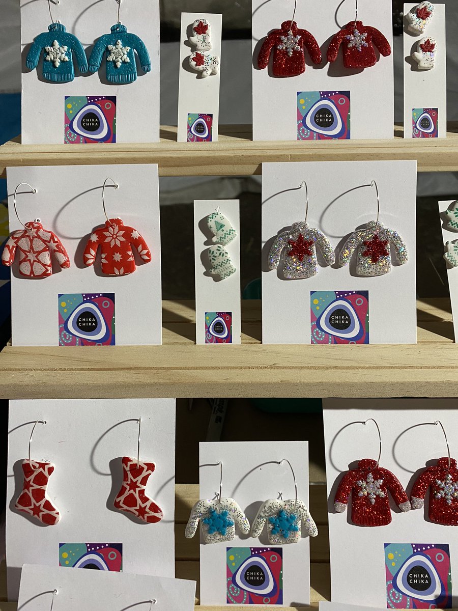 Just one more hour to go of our last Friday of the year! Here till 7pm at Queen Square for all your festive finishes like these earrings from Chika Chika.