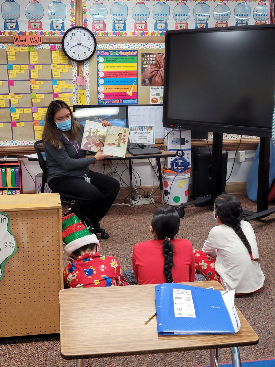 PeabodyLibrary's tweet photo. 🎶 Oh what fun it is to read in your favorite warm PJs! 🎶☃️📚  @GPeabodyElem @DISD_Libraries #ChargerFamily #AchieveBelieveCreate #ILoveMyLibrary #mylibrarybrag https://t.co/Qdy1llLkXs