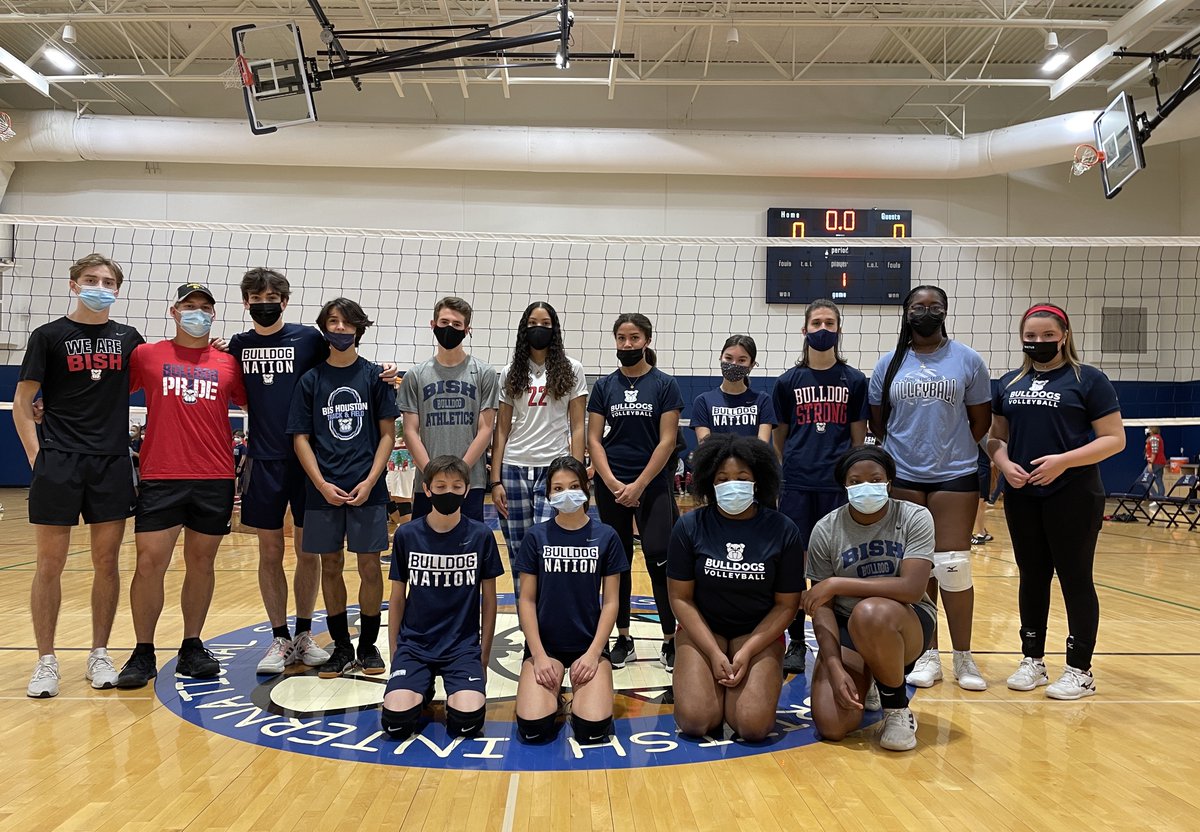 BISHouston's tweet image. Drum role please! Great sportsmanship & lots of #Bulldog #pride #unity & #respect at our Garry Wright Annual Memorial Sports Event. Congratulations to our winning #worldclass students taking home the Volley Ball trophy🏆 & #worldclass teachers taking home the soccer trophy🏆
