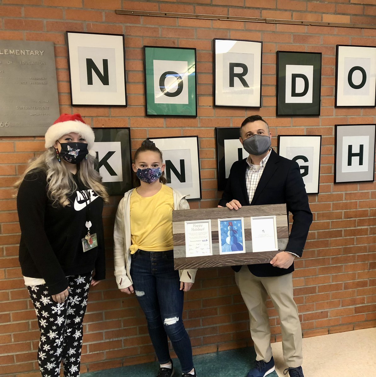 SummitEdInit's tweet photo. Big thank you to our 2021 Student Artist! Kenzie is a 6th grade student from @NordoniaSchools. Her design is featured as the cover of the SEI Holiday Card! https://t.co/WNkuDaOxYP