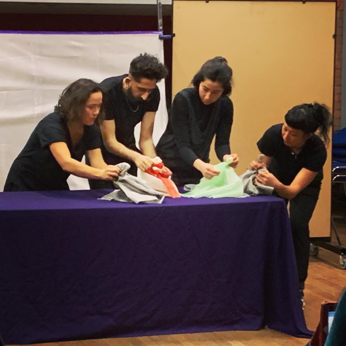 ThingumaTheatre's tweet photo. End of my 5-day residency at @Z_arts_mcr teaching #puppetry to 4 British Asian artists based in the North. Super busy, exhausting and exhilarating. Thanks @NewEarthTheatre and Z-Arts for supporting this opportunity
#puppettheatre #puppettraining #puppetworkshop #theatre https://t.co/QD9aO6MVxr