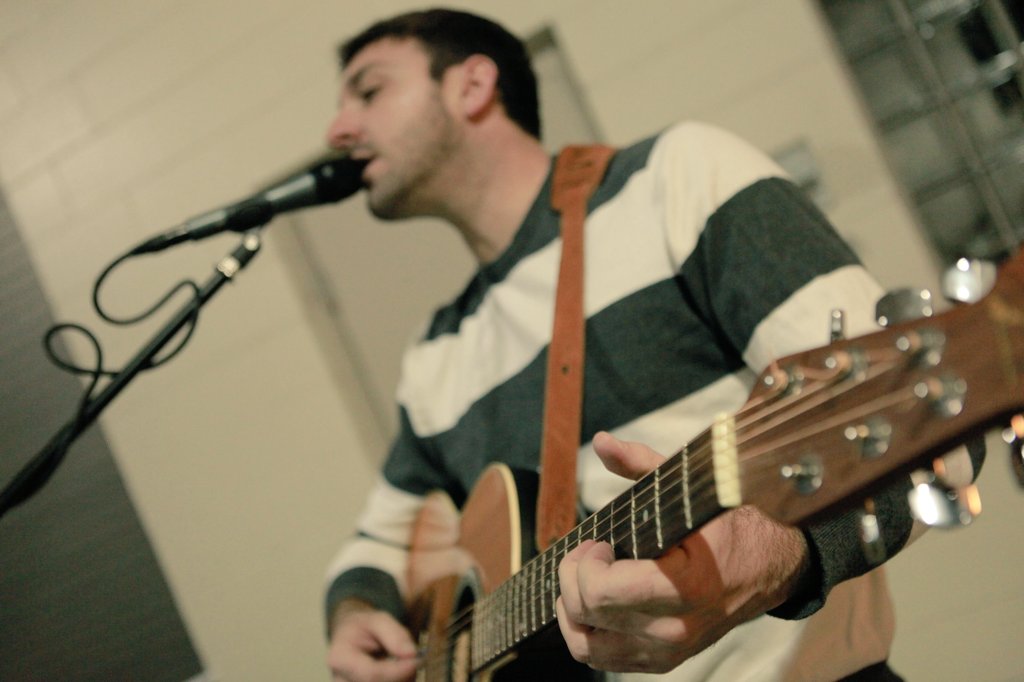 MPCheesecake's tweet image. Paul and Adam are playing at our West End Pop-Up Market tonight! Stop by 5:30-7p!

Also, toy donations were much lower than previous years. If you're coming and can donate a toy, we'd so appreciate it! You'll get a gift card for a free slice if you do!
Westendartisan.com