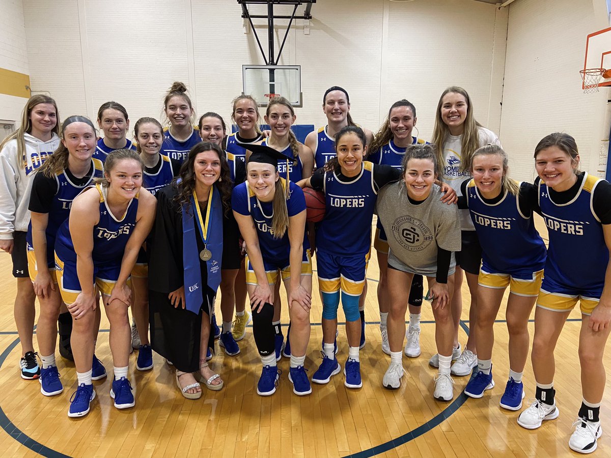 UNKWBB's tweet photo. Big congrats to @kelseysanger and @shiloh_mccool for earning their undergraduate degrees this morning! Kelsey got to walk, Shiloh got to walk-through 😉🥳

🎓Kelsey - Elementary Education
🎓Shiloh - Exercise Science https://t.co/skEfRGQ6Aq