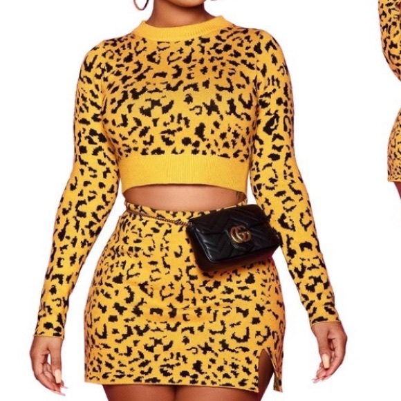 MsBHave_Beauty's tweet photo. So good I had to share! Check out all the items I'm loving on @Poshmarkapp #poshmark #fashion #style #shopmycloset: https://t.co/VY5ZUzk9TZ https://t.co/YVpaOfD6J2