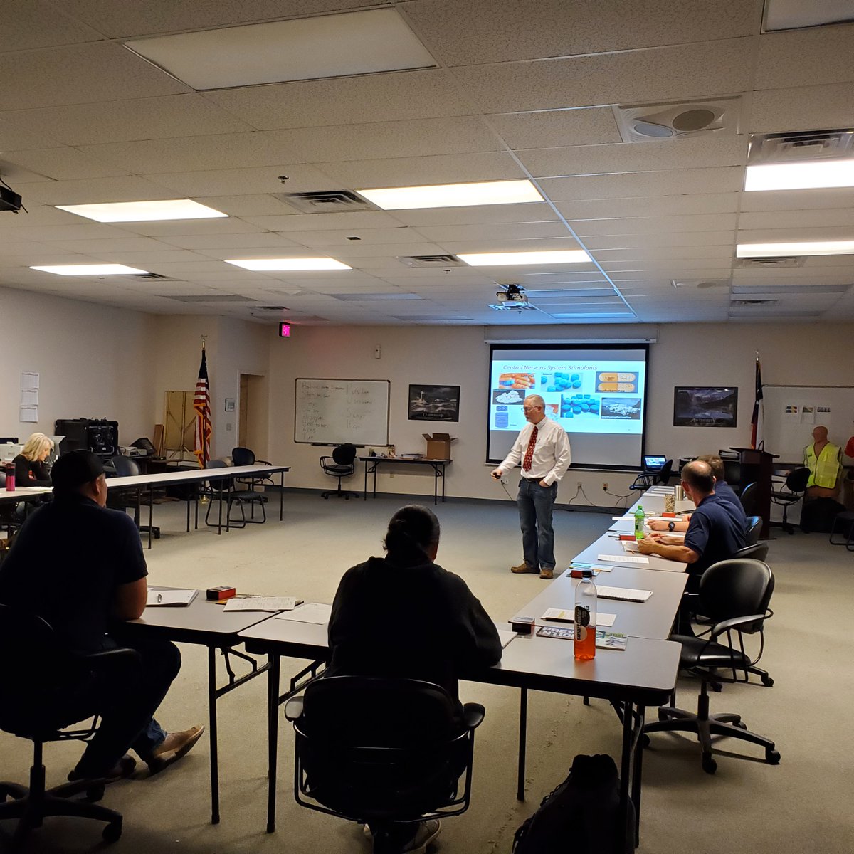 FridayAdapt's tweet image. Our adjunct, David Faison, is doing a fantastic job teaching our FRIDAY course at Concho Valley!  Each FRIDAY attendee gets a FREE Narcan kit at the end of the course- don't wait! Register for a FRIDAY class today! #EndTheStreakTX #narcan #NarcanTraining