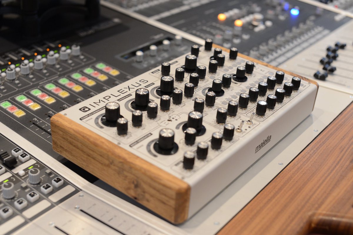 NEW and now IN STOCK : IMPLEXUS from Majella Audio <a href="/kmraudioltd/">KMR AUDIO</a> :
#kmraudiogear #kmraudio check out ➡️ bit.ly/3mgoO82