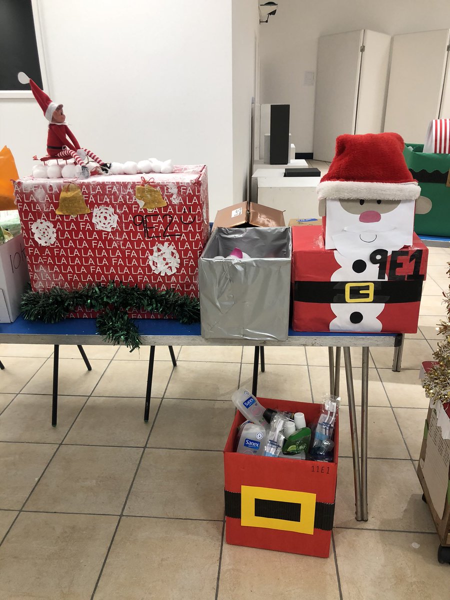 HouseofEdison's tweet photo. Blown away by the creativity and, most importantly, the generosity of our wonderful @ChurchdownSch community. Some excellent @HouseofEdison hampers! #themostwonderfultimeoftheyear🎄 https://t.co/VPuTBKwwdB