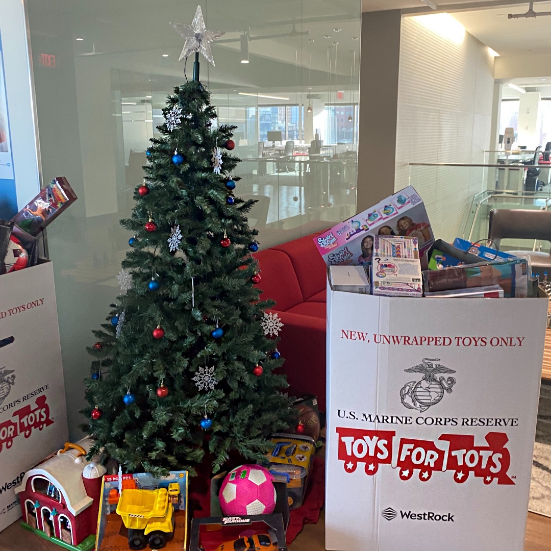 Some traditions never get old, like our annual CG Holiday Toy Drive in partnership with <a href="/ToysForTots_USA/">Toys for Tots</a>! Thanks to our CG Salutes Service #employeeresourcegroup members for spearheading this event and to all of our Gurus who participated.