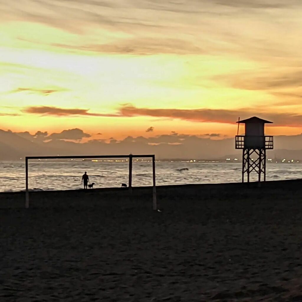 miguelhdr's tweet photo. 🌇 🏖 https://t.co/idBqbC9Sw8 https://t.co/GLupU5Y3Lk