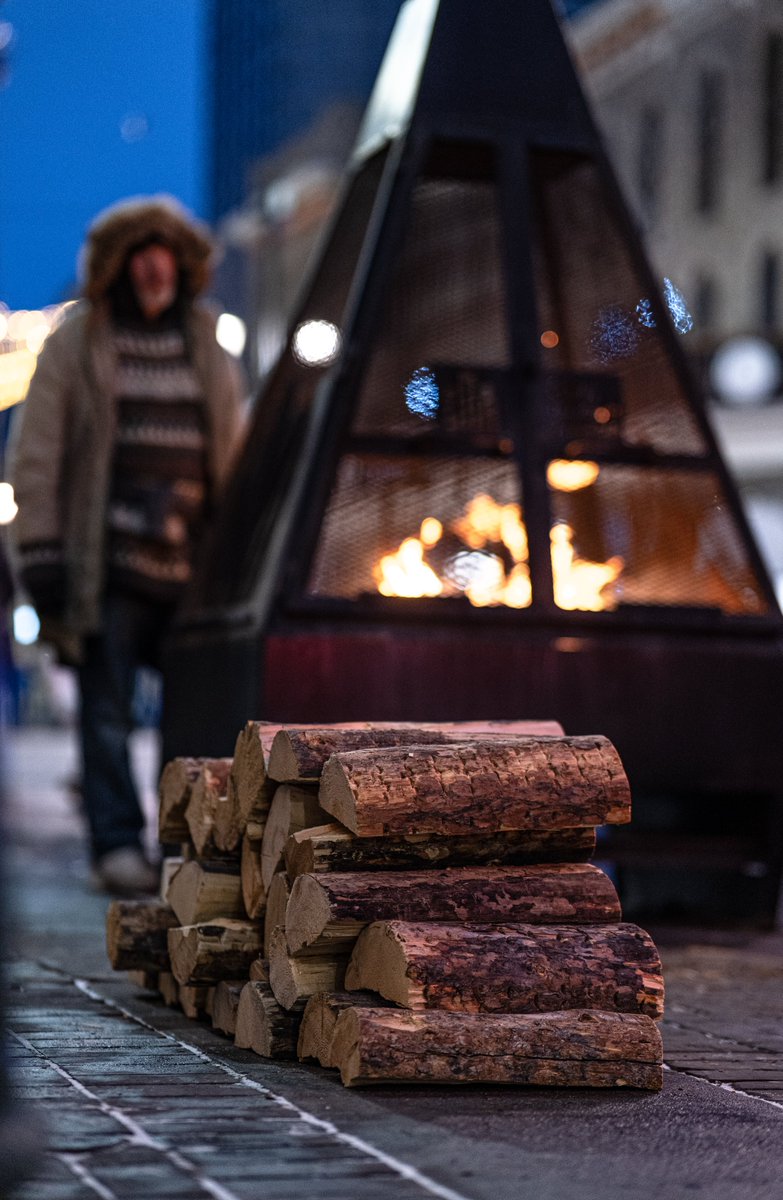 downtowncalgary's tweet photo. Brr! It's cold out there โ๏ธ Due to severe weather conditions, #DeckTheAve's outdoor performances and public firepits are canceled this evening.
Good news? They're back on tomorrow! You can also keep it cozy by booking your spot at the @snapfotoclub: https://t.co/WnnMzOqMit https://t.co/vSg7AOpWzx