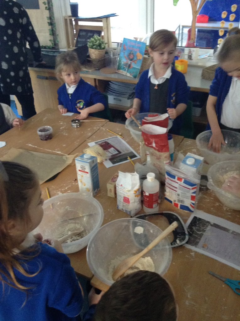 MissThompsonGPS's tweet photo. We all had the best time baking our scones today with the wonderful help from my mum. Who expressed that all of the children did a fantastic job following their designs adding their chosen fillings. Everyone followed the instructions brilliantly. Well done Key Stage 1! #GPSfood https://t.co/jk5VHDxZrh