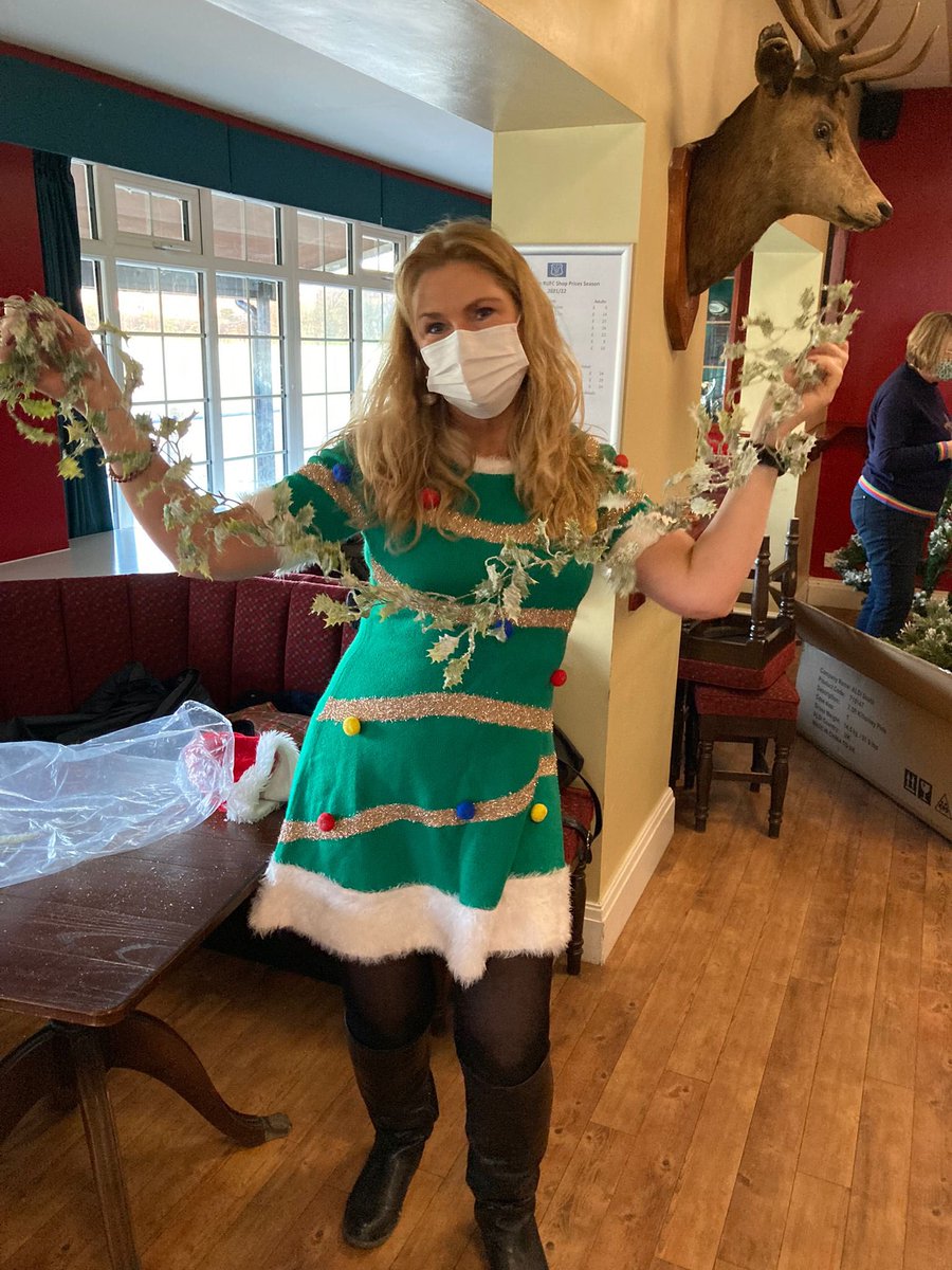 pockritc's tweet photo. Brilliant afternoon of festive cheer at our community Christmas lunch. Supported by the magnificent Forgotten Voices Community Choir and the Red Sky Ukuleles. Thanks to one of our sponsors @KCOMhome for coming to help https://t.co/xXSZprMTm3