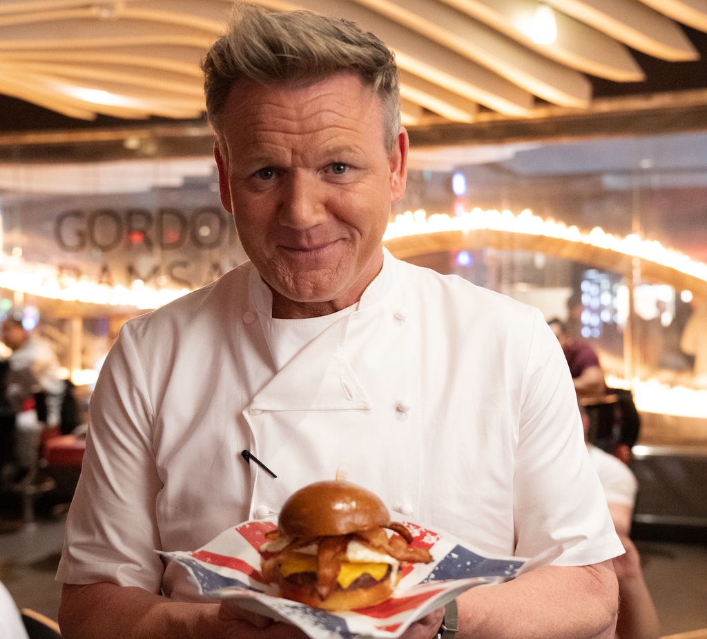 Gordon Ramsay’s first Chicago restaurant is now open in River North https://t.co/I5AT16fCL0