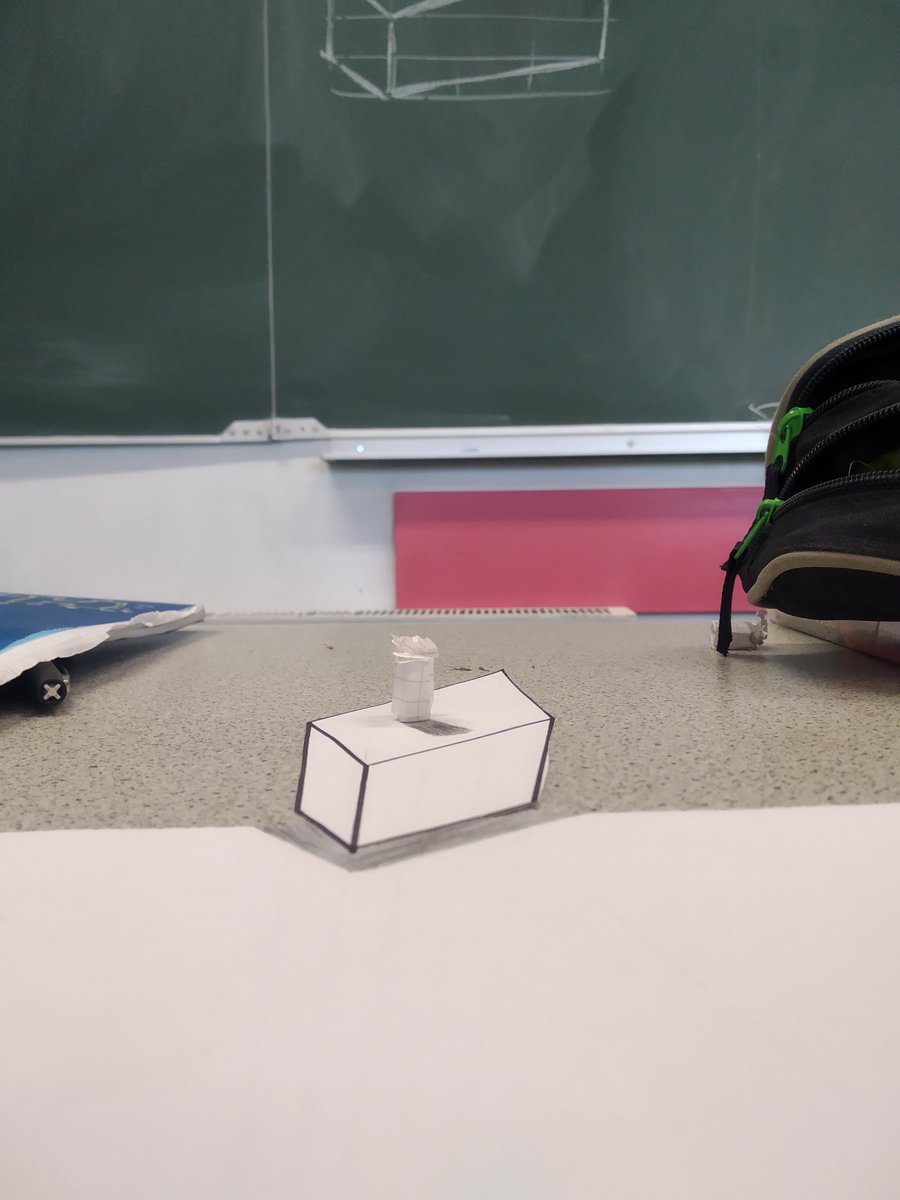 ValerieLemesle's tweet photo. "Voir autrement" en 4e, projet #Maths du laboratoire #LJAD de la #CordéeDeLaReussite #UCA #Nice06
Comprendre l'anamorphose avec un simple pavé droit
Une très belle découverte pour mes élèves: de quoi leur faire changer de point de vue sur les maths! https://t.co/kGENOnTGSi