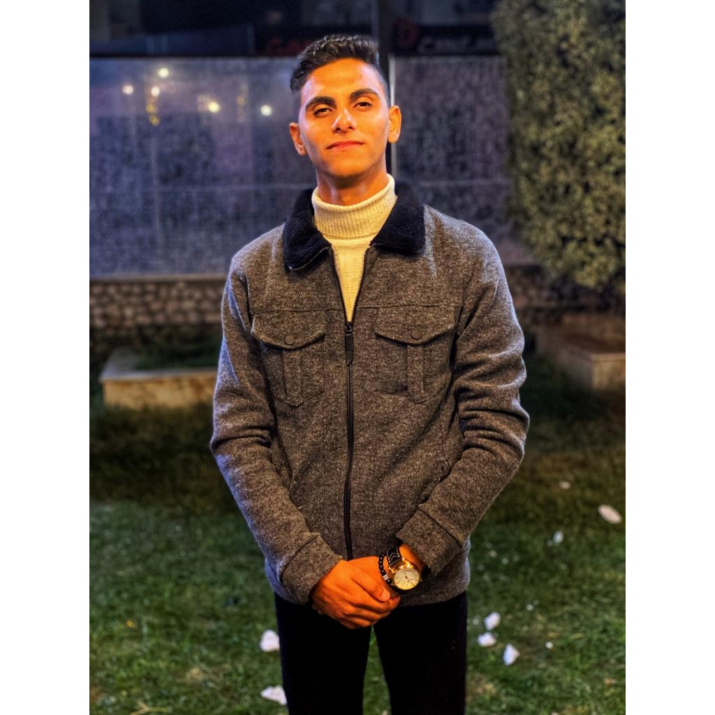 RFrweez's tweet photo. انا زي النووي سلاح فتاك ⚡️❤️ https://t.co/8TknOYRraX