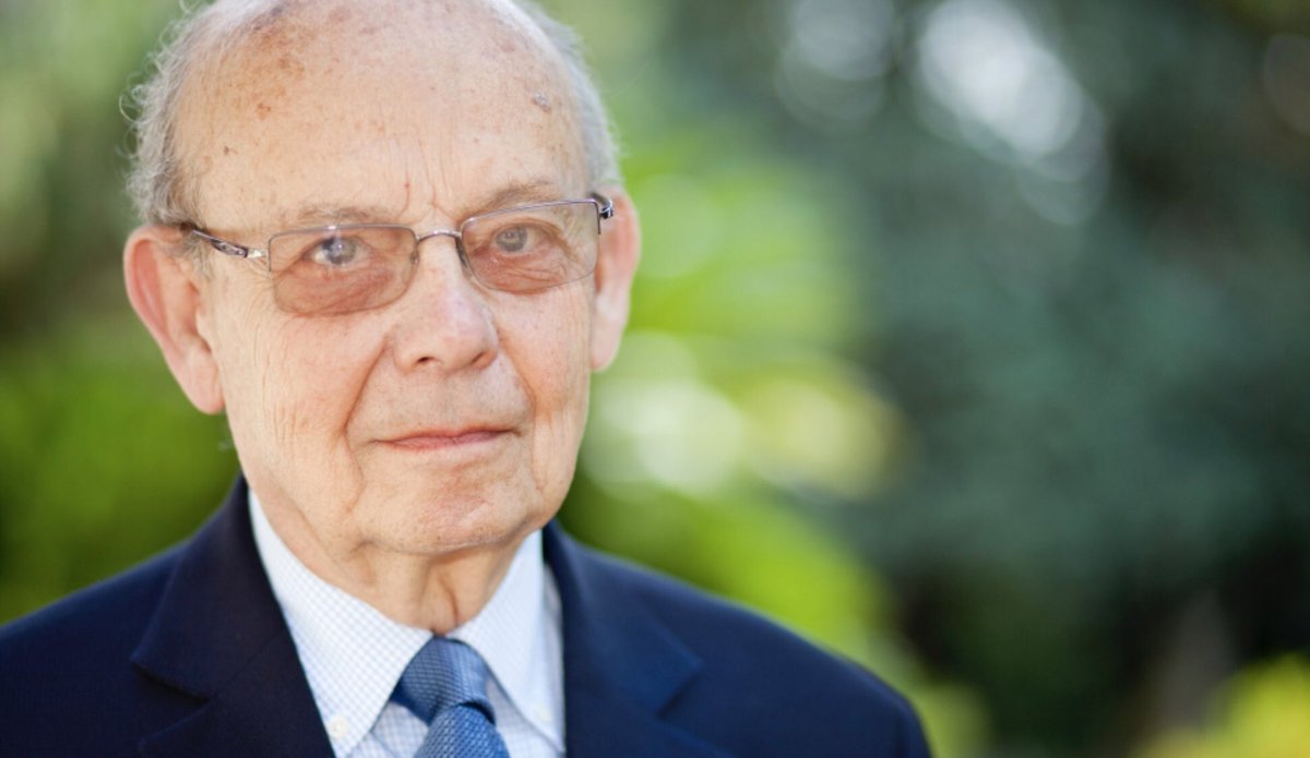 Lamentamos comunicar que hoy ha fallecido en Barcelona Josep Faus, uno de los profesores más emblemáticos de nuestra historia. Vinculado al IESE desde su fundación, fue además el primer profesor de la escuela que se doctoró en Harvard. Nos unimos a las oraciones de la familia.