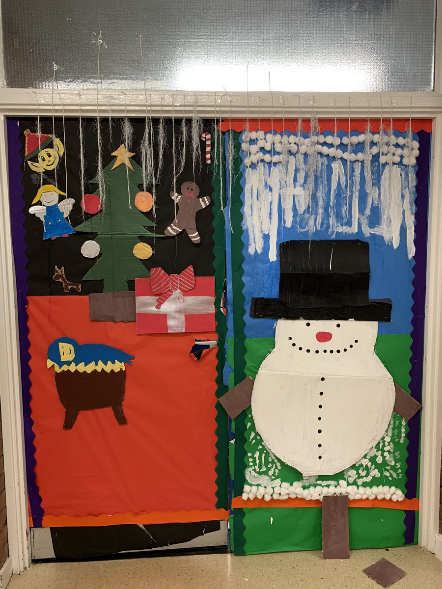 Our Senior phase pupils in LSU have used their creative skills to design these super Christmas doors! Well done 👏🏻 🤩🎄