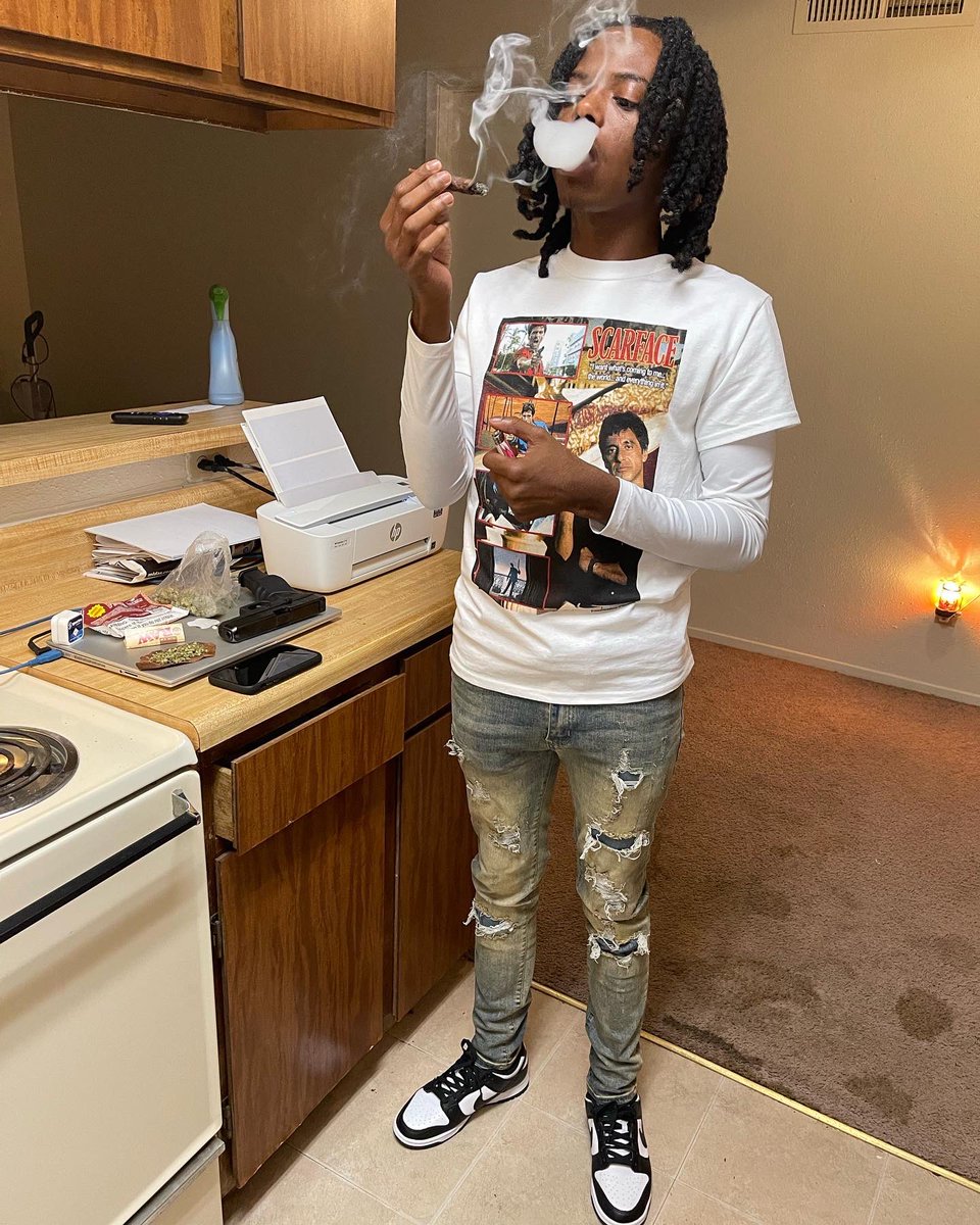 Get2itt_'s tweet photo. Glo Day Was Yestaday Ian Bless Yaw 🩸😤💨💨 Hea It Go … https://t.co/uZIuh0taeB