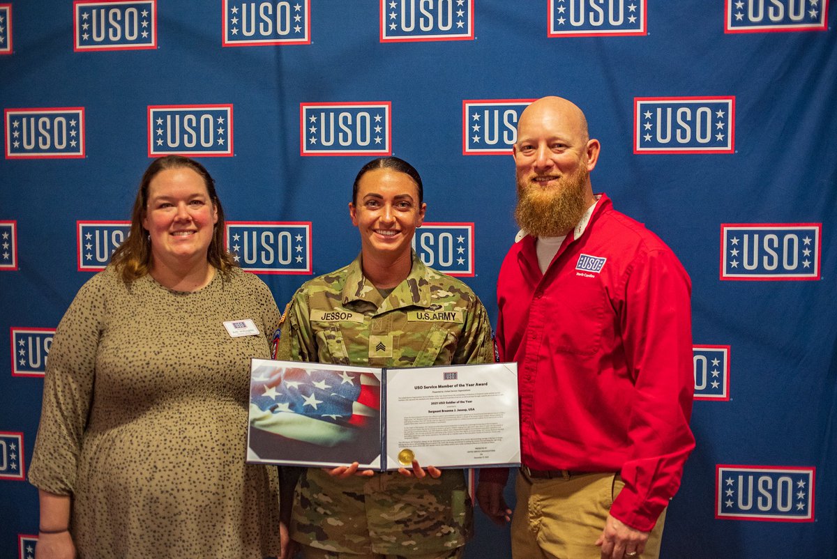 AA9 Sends tweet media