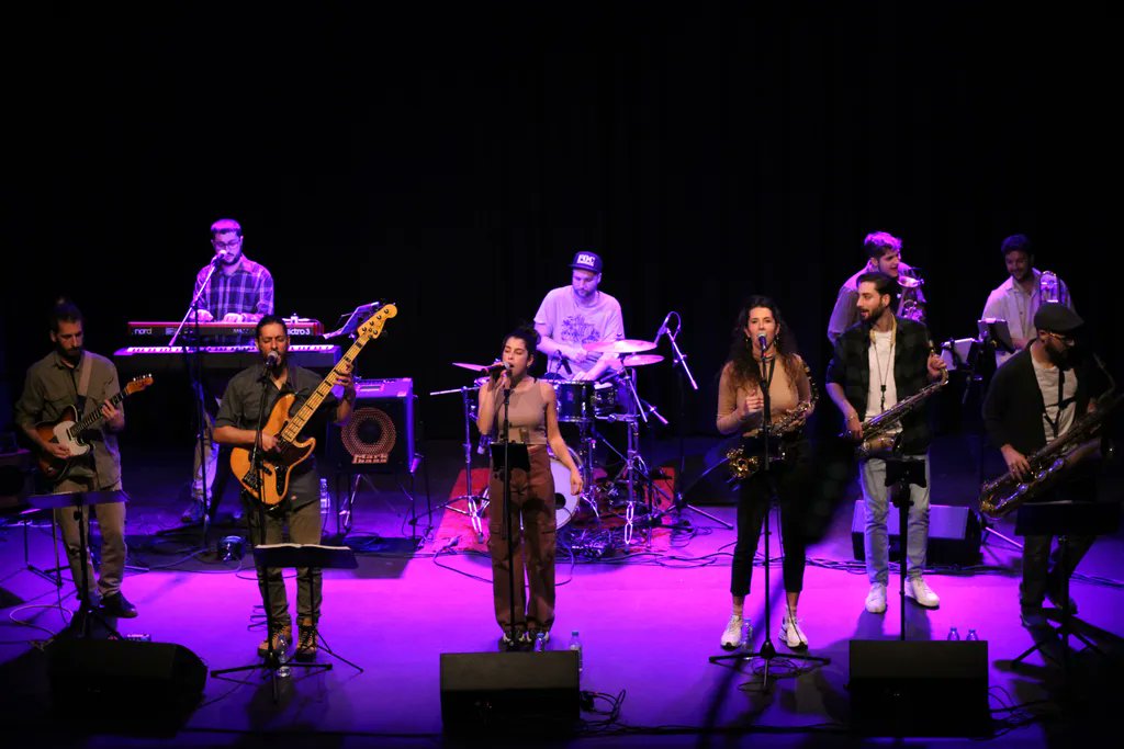 Aquesta tarda hem mogut el cos, això sí, desde la cadira!

#canclariana #ccivicsbcn