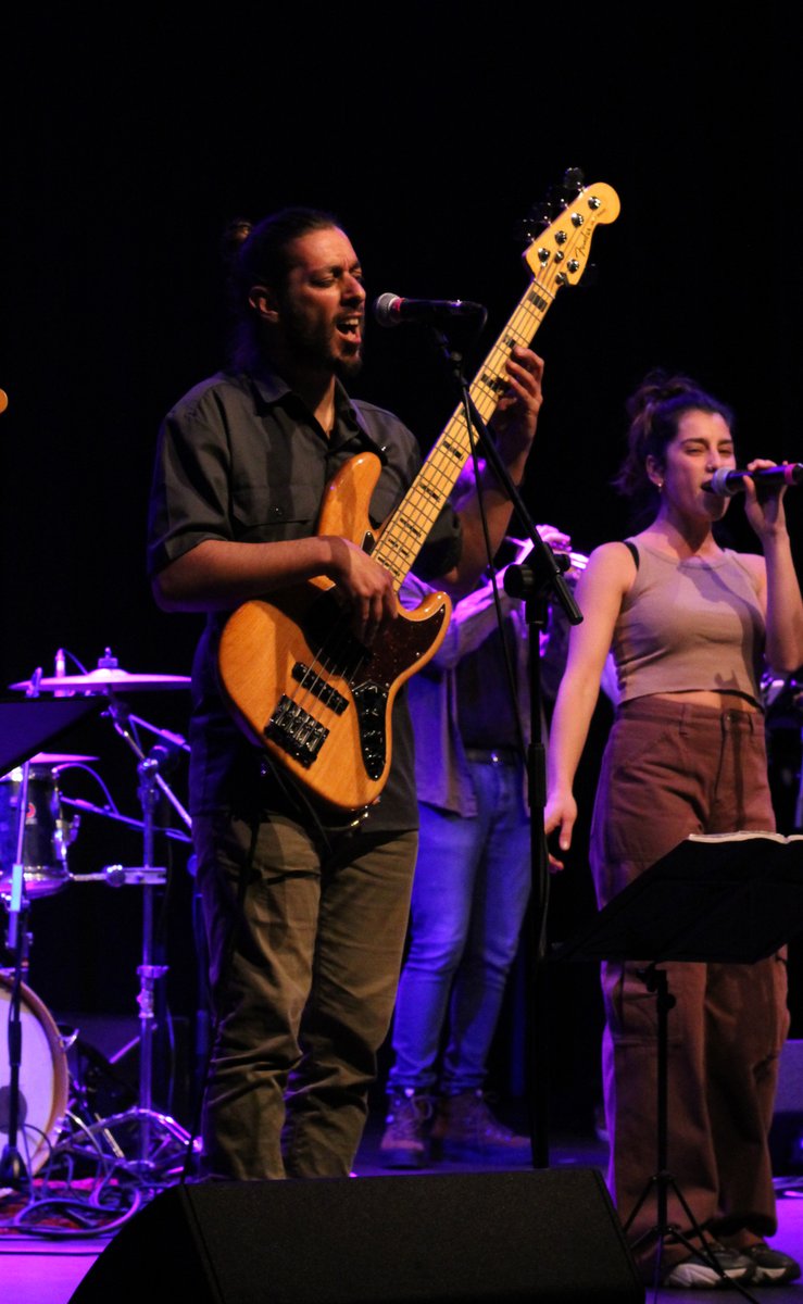 Can Clariana tweet media